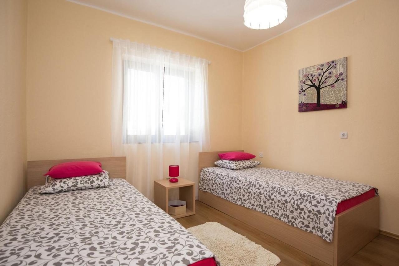 Apartments Adrijana Malinska Εξωτερικό φωτογραφία